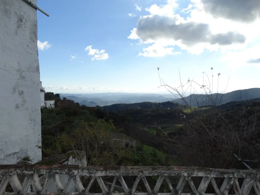 Gaucin property for sale edge of town NR1