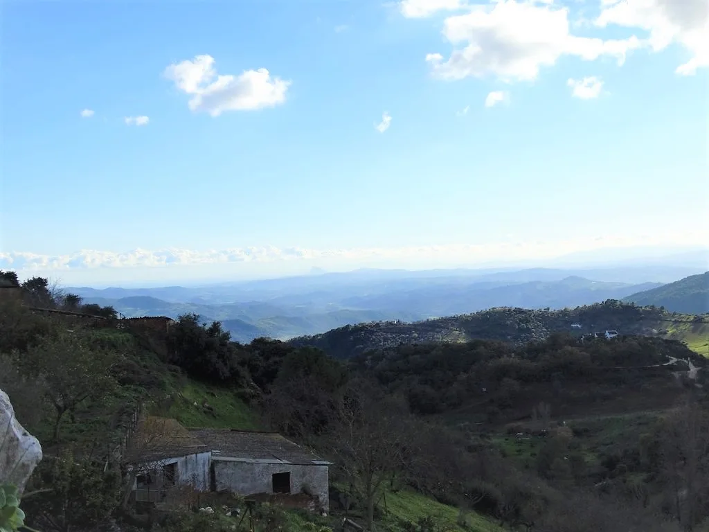 Gaucin property for sale edge of town NR1